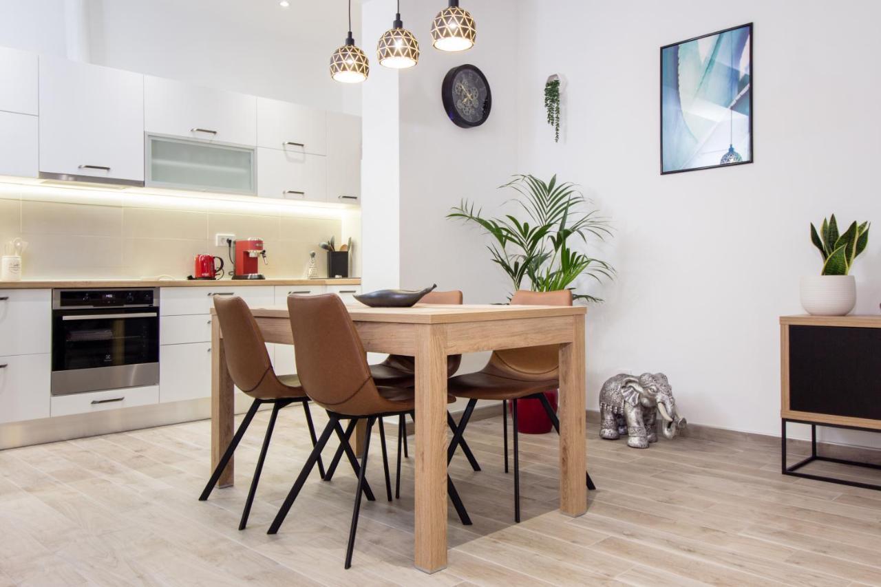 Utopia Apartments Split Eksteriør bilde